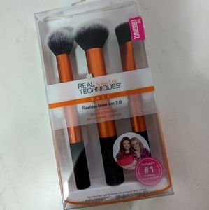 Real Techniques Flawless Base 2.0 Makeup Brushes Set